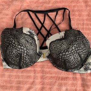NWOT Lane Bryant Cacique Push-Up Bra